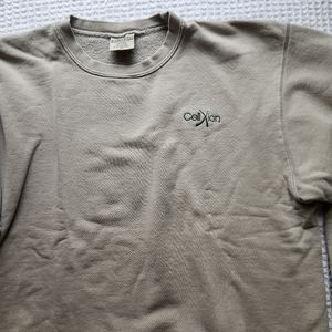 beige crew neck sweatshirt